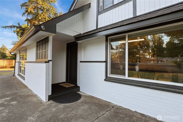 8406 Paine Street SW, Lakewood, WA 98499