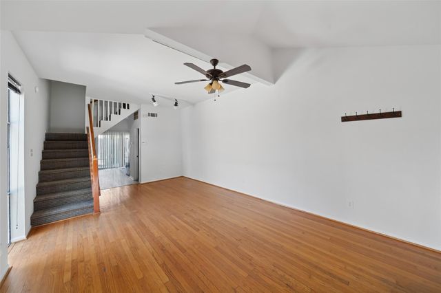 518 Hawthorne Street 2, Houston, TX 77006