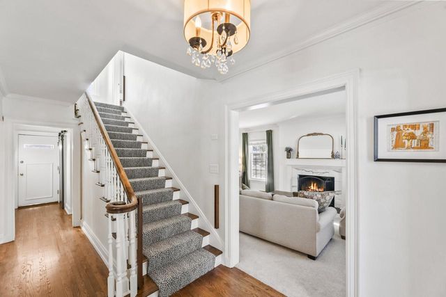 4400 N Wildwood AVENUE, Shorewood, WI 53211