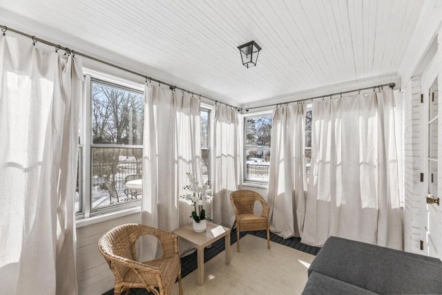 4400 N Wildwood AVENUE, Shorewood, WI 53211