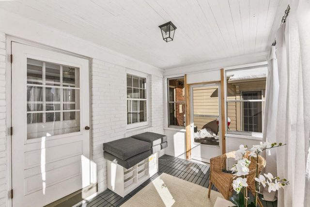 4400 N Wildwood AVENUE, Shorewood, WI 53211