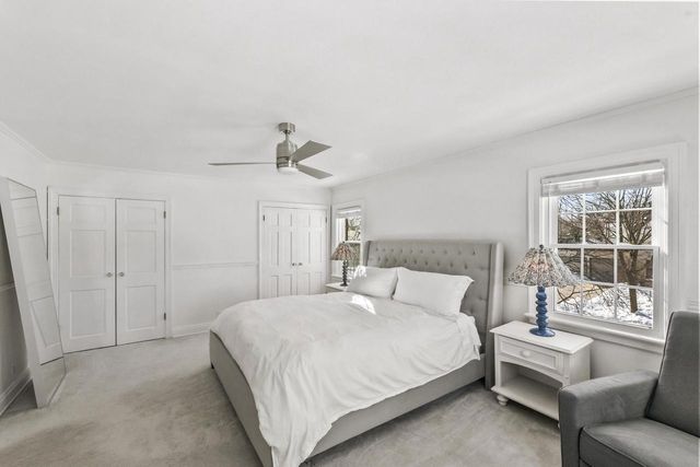 4400 N Wildwood AVENUE, Shorewood, WI 53211