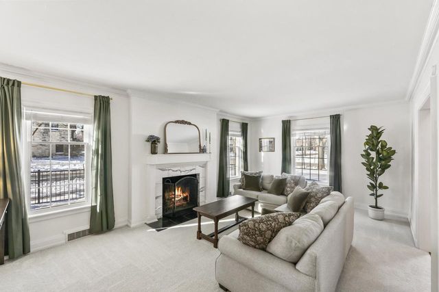 4400 N Wildwood AVENUE, Shorewood, WI 53211