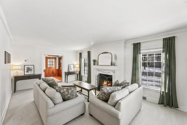 4400 N Wildwood AVENUE, Shorewood, WI 53211