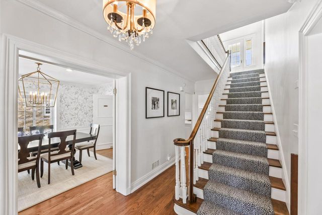 4400 N Wildwood AVENUE, Shorewood, WI 53211