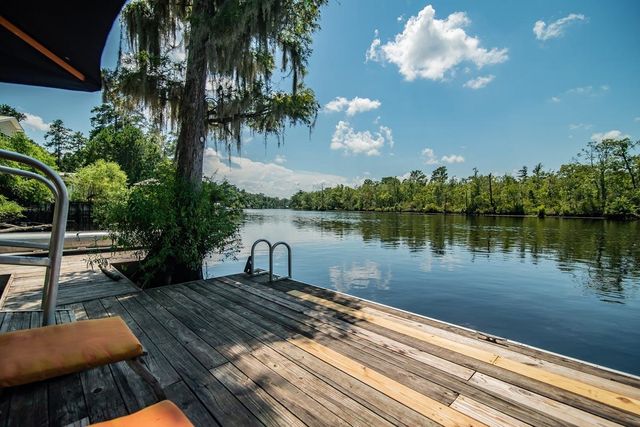 196 Pinewood Dr., Georgetown, SC 29440