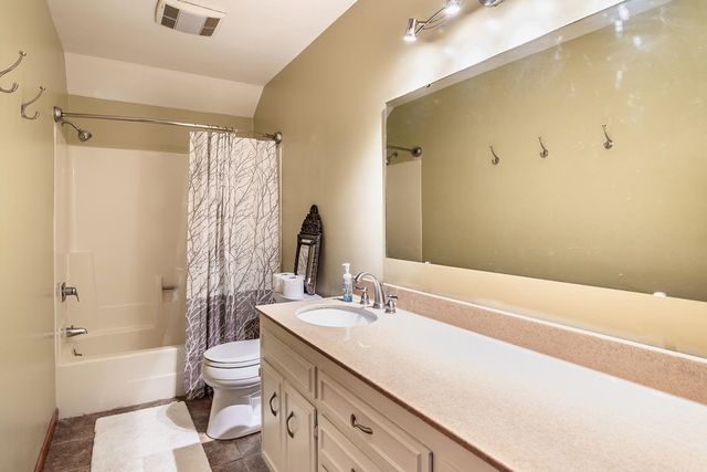 196 Pinewood Dr., Georgetown, SC 29440