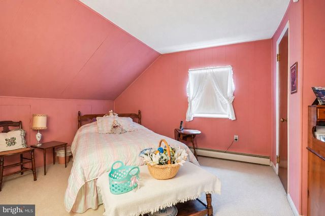 1 E HARRIS AVE, Moorestown, NJ 08057