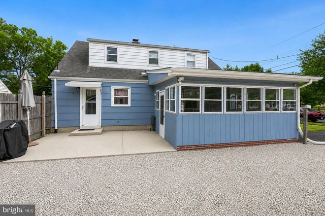 1 E HARRIS AVE, Moorestown, NJ 08057