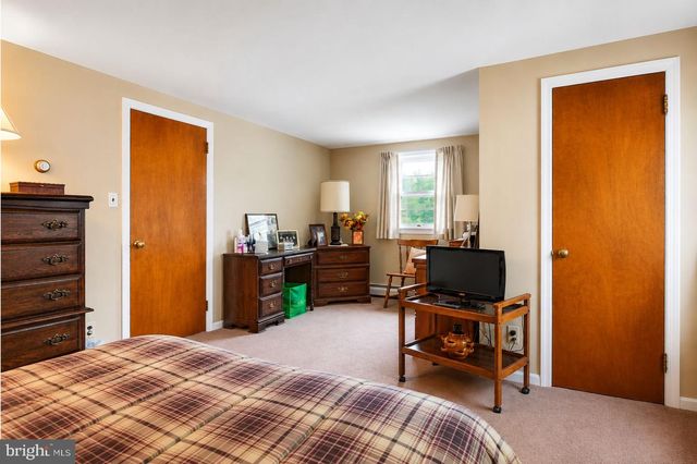 1 E HARRIS AVE, Moorestown, NJ 08057