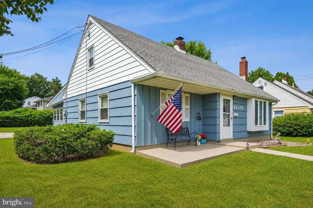 1 E HARRIS AVE, Moorestown, NJ 08057