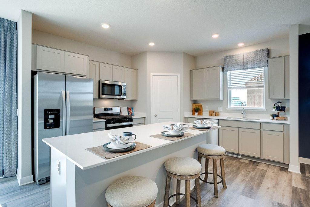 17240 Durham Drive, Lakeville, MN 55044 — photo 2