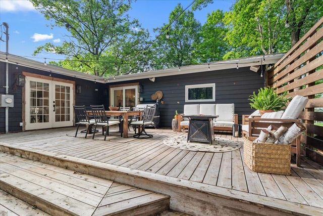 1953 BIRCH TERRACE, West Bend, WI 53090
