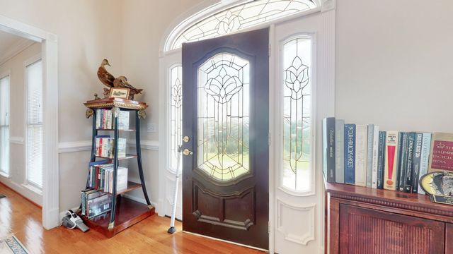 625 Smith Chapel Rd, Tullahoma, TN 37388