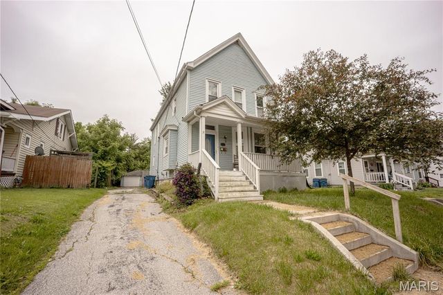 2441 Sanford Avenue, Alton, IL 62002