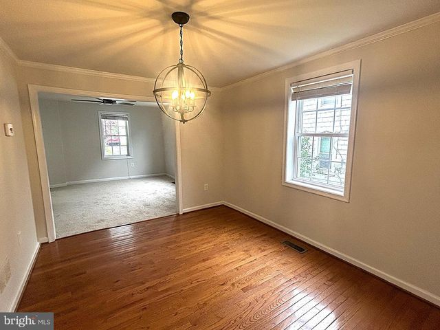 147 W BROAD ST, Telford, PA 18969