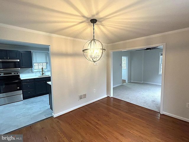 147 W BROAD ST, Telford, PA 18969