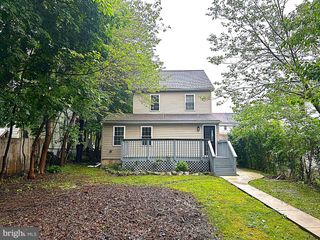 147 W BROAD ST, Telford, PA 18969