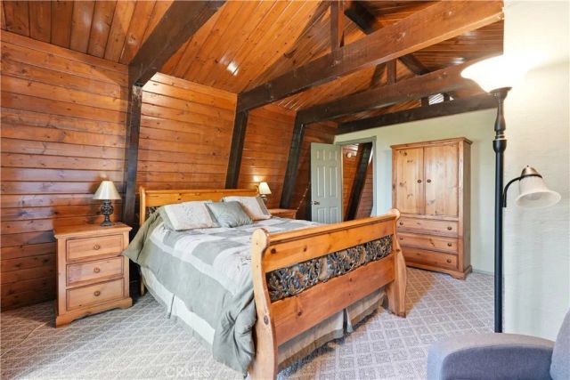 24091 Lakeview, Crestline, CA 92325