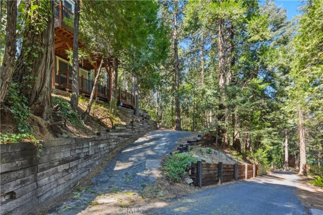 24091 Lakeview, Crestline, CA 92325