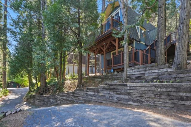 24091 Lakeview, Crestline, CA 92325