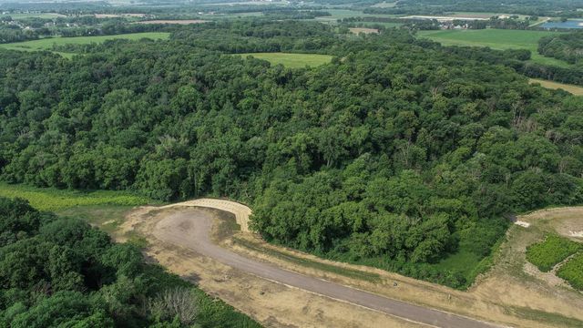 TBD L3B3 Woodland Valley Lane SW, Rochester Twp, MN 55902