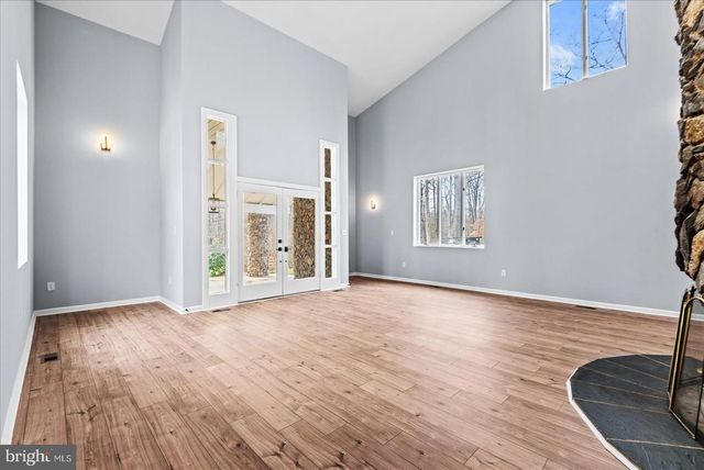 7621 RIVER RD, Fredericksburg, VA 22407