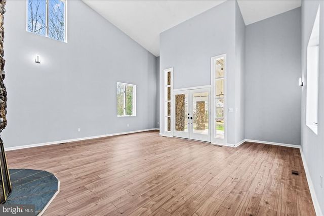 7621 RIVER RD, Fredericksburg, VA 22407