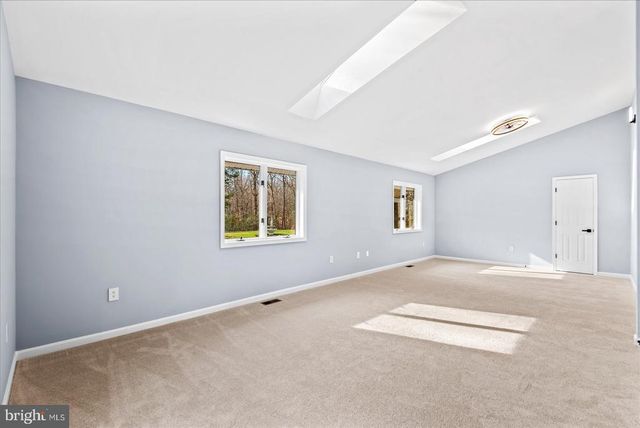 7621 RIVER RD, Fredericksburg, VA 22407