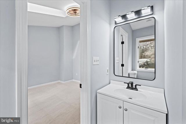 7621 RIVER RD, Fredericksburg, VA 22407