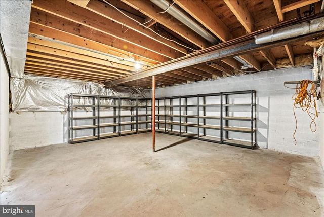 7621 RIVER RD, Fredericksburg, VA 22407