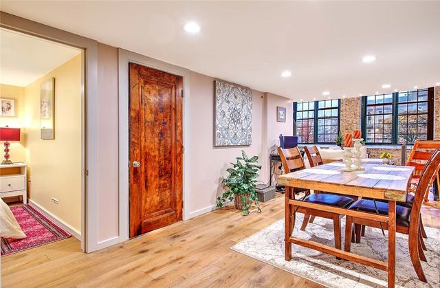 10 Exchange Court 203, Pawtucket, RI 02860