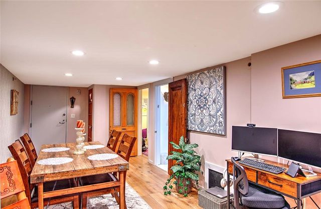 10 Exchange Court 203, Pawtucket, RI 02860