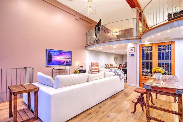 10 Exchange Court 203, Pawtucket, RI 02860