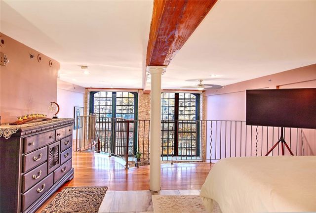 10 Exchange Court 203, Pawtucket, RI 02860