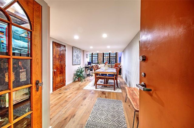 10 Exchange Court 203, Pawtucket, RI 02860