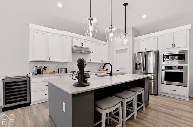 15428 Beeblossom Drive, Westfield, IN 46074