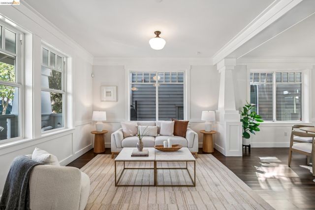 1479 34 Th St, Oakland, CA 94608