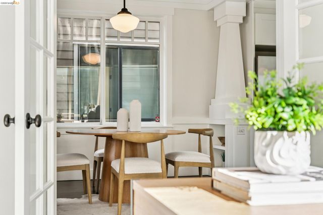 1479 34 Th St, Oakland, CA 94608