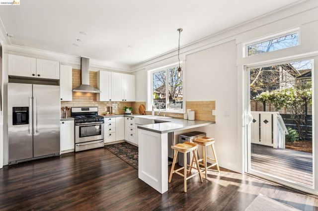 1479 34 Th St, Oakland, CA 94608