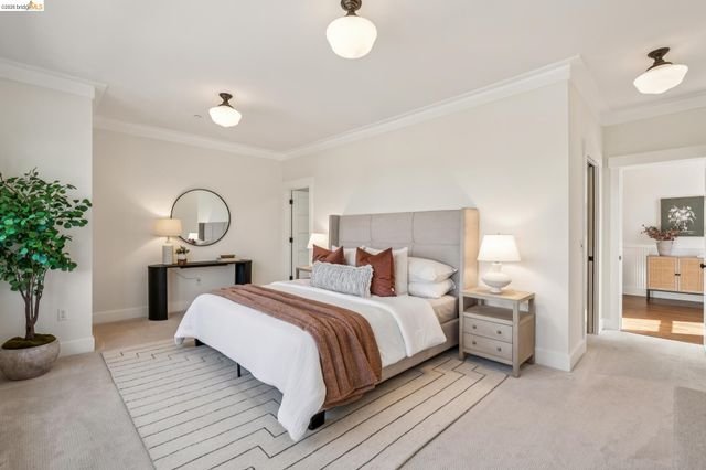 1479 34 Th St, Oakland, CA 94608