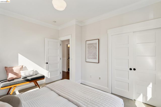 1479 34 Th St, Oakland, CA 94608