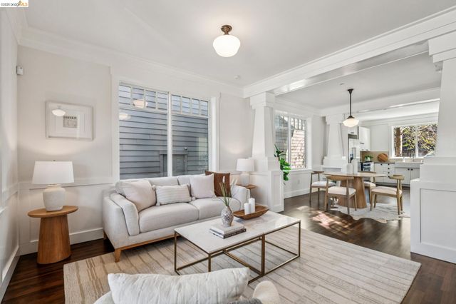 1479 34 Th St, Oakland, CA 94608