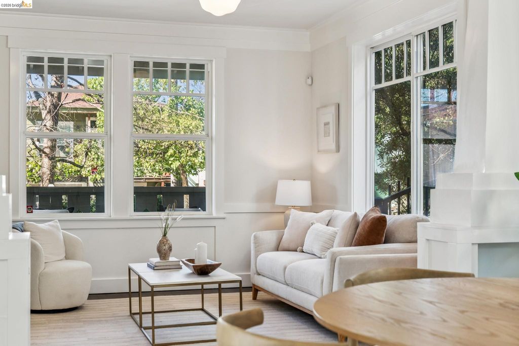 1479 34 Th St, Oakland, CA 94608