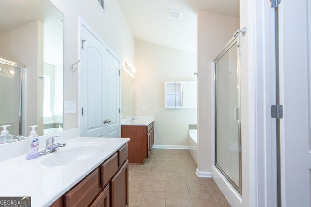 4556 White Horse Drive, Braselton, GA 30517