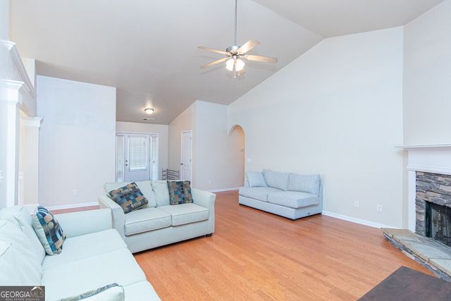 4556 White Horse Drive, Braselton, GA 30517