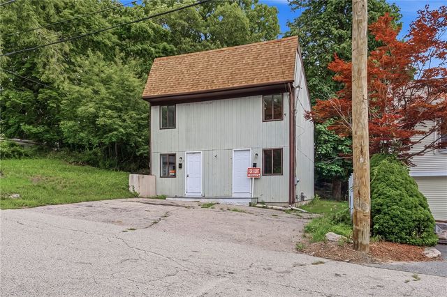 27 South Street, West Warwick, RI 02893