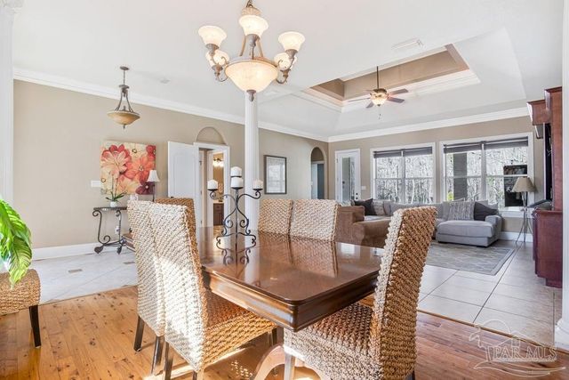 5296 Woodlake Tr, Gulf Breeze, FL 32563