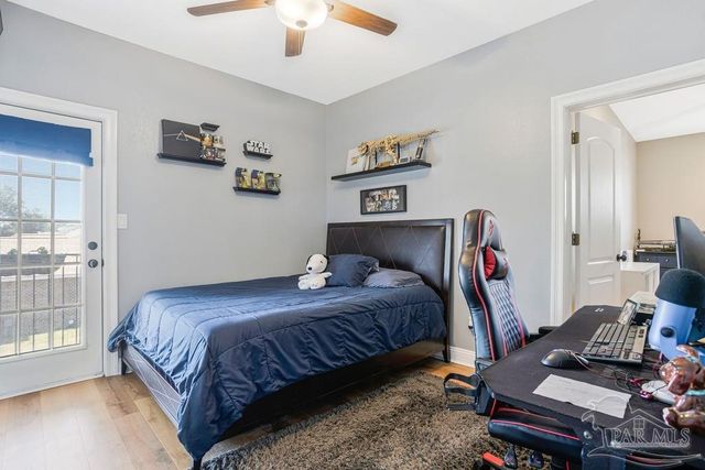 5296 Woodlake Tr, Gulf Breeze, FL 32563