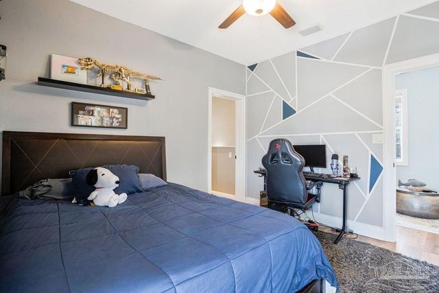 5296 Woodlake Tr, Gulf Breeze, FL 32563